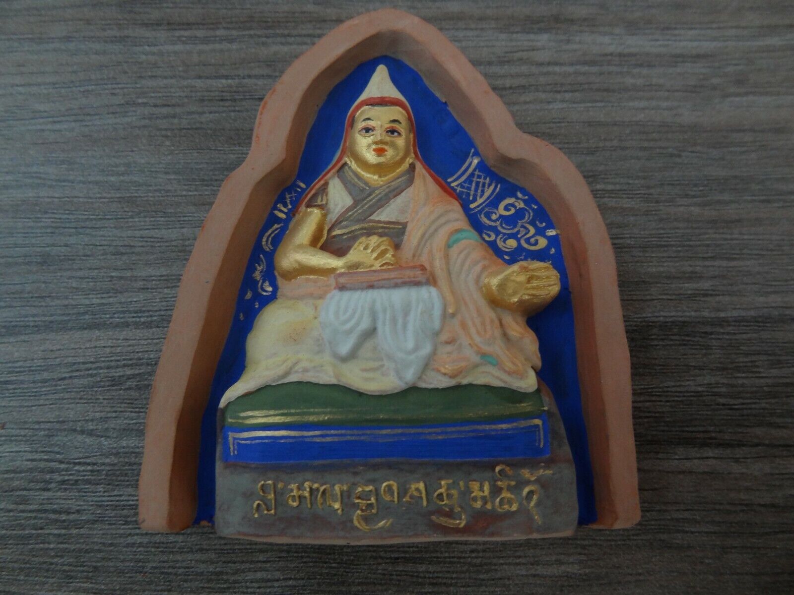 Mongolian Tibetan Buddhist Handmade Clay Tsa Tsa Of A Lama
