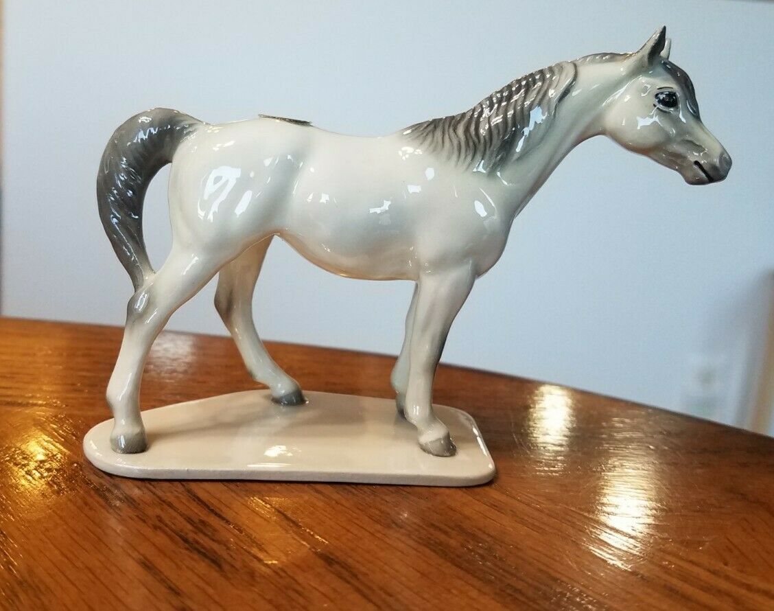 Retired Hagen-renaker #a-3347: Arabian Mare, White W/ Grey Main And Tail